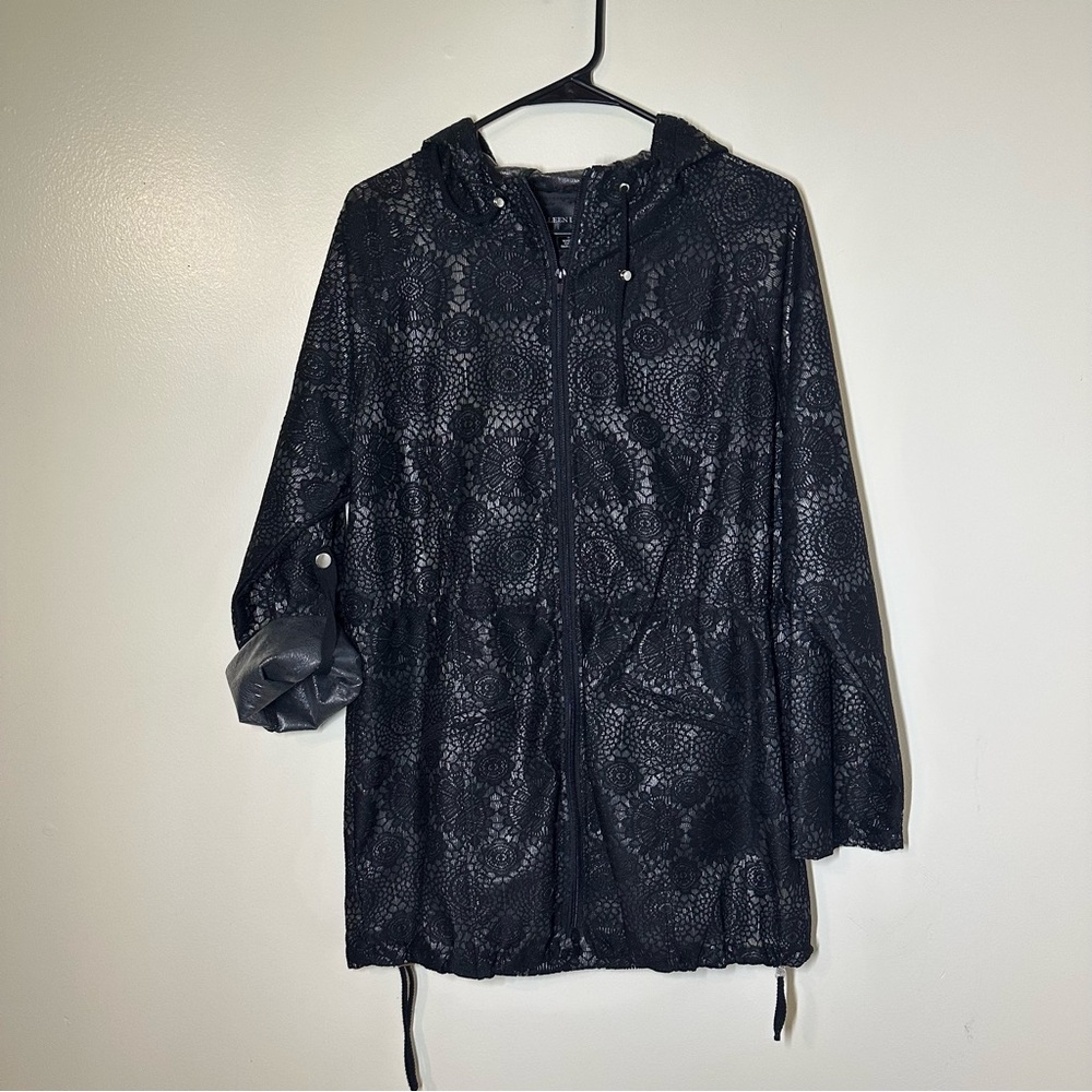 Colleen Lopez Lightweight Black Jacket